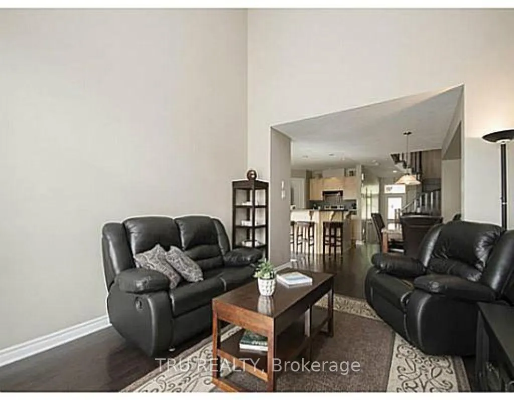 Photo 7 of 161 Tandalee Crescent, Ottawa, Kanata - Emerald Meadows/Trailwest — HOMEH