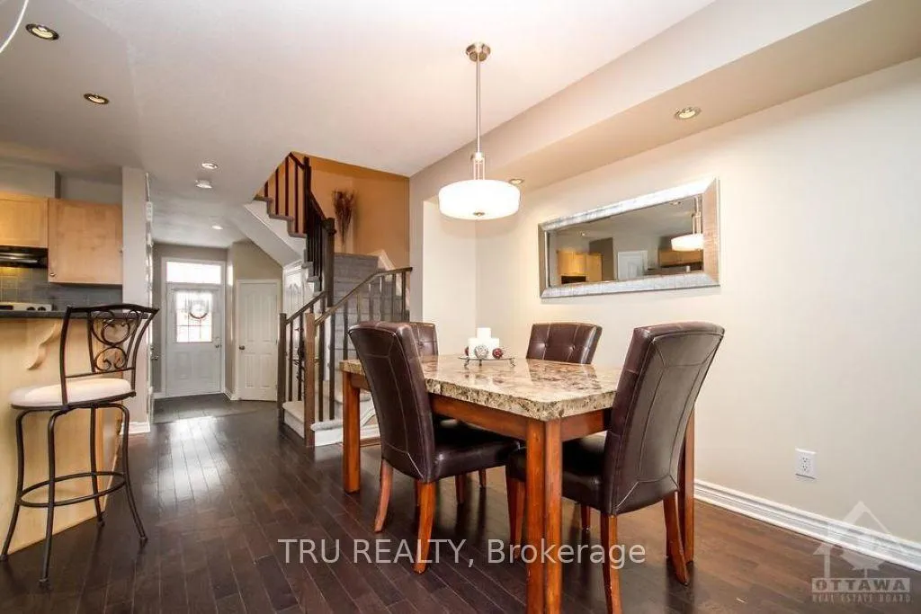 Photo 8 of 161 Tandalee Crescent, Ottawa, Kanata - Emerald Meadows/Trailwest — HOMEH
