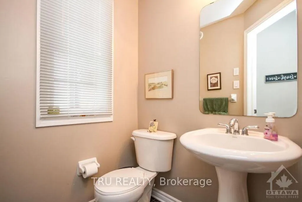 Photo 12 of 161 Tandalee Crescent, Ottawa, Kanata - Emerald Meadows/Trailwest — HOMEH