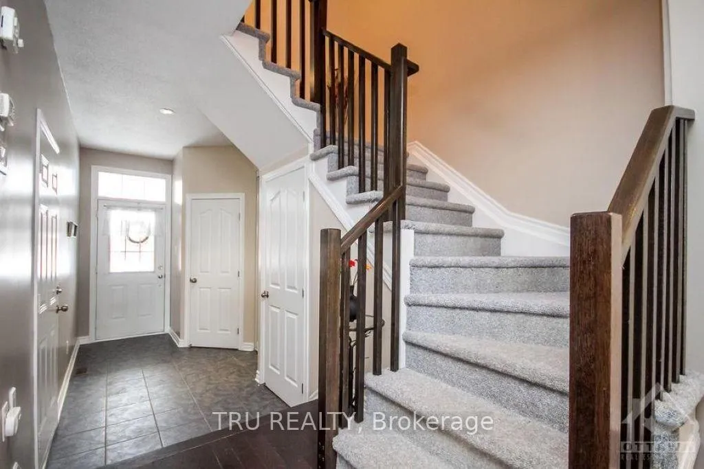 Photo 13 of 161 Tandalee Crescent, Ottawa, Kanata - Emerald Meadows/Trailwest — HOMEH