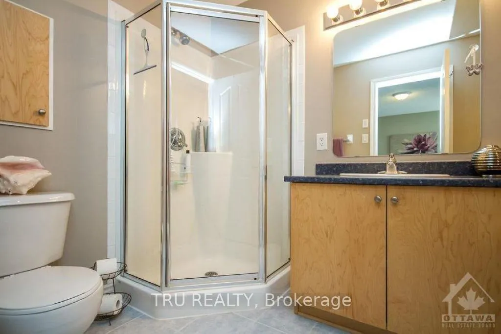 Photo 16 of 161 Tandalee Crescent, Ottawa, Kanata - Emerald Meadows/Trailwest — HOMEH