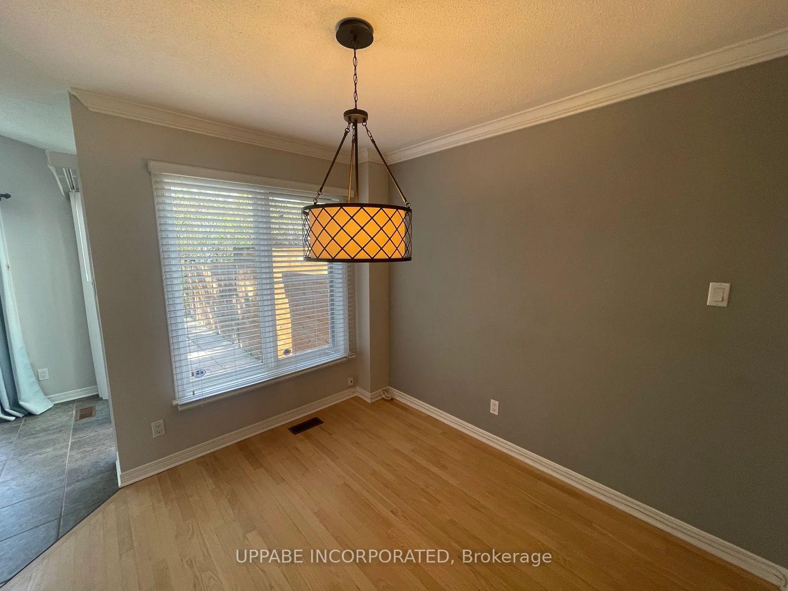 Photo 3 of 202 Forestglade Crescent, Ottawa, Hunt Club Park — HOMEH