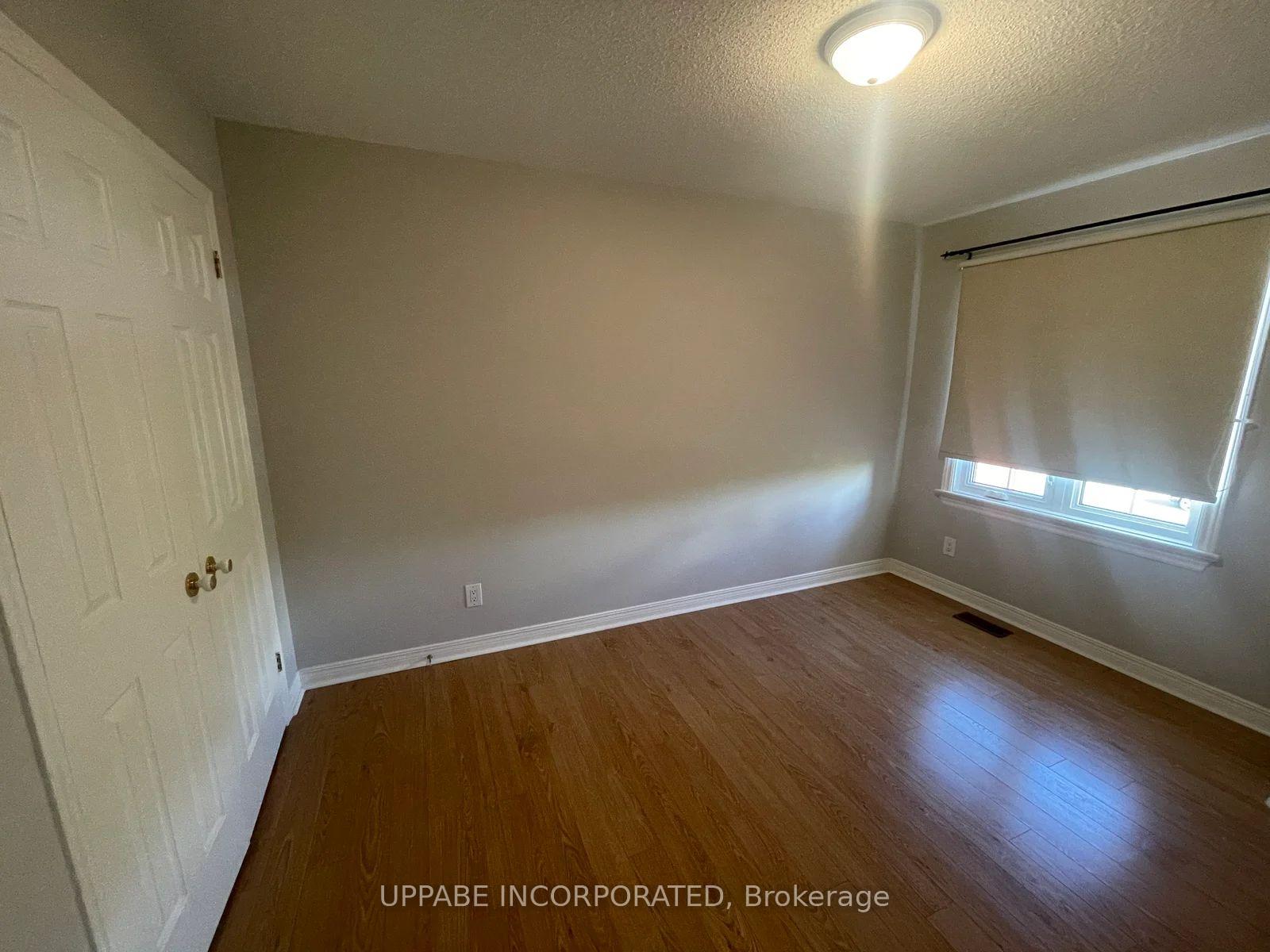 Photo 10 of 202 Forestglade Crescent, Ottawa, Hunt Club Park — HOMEH