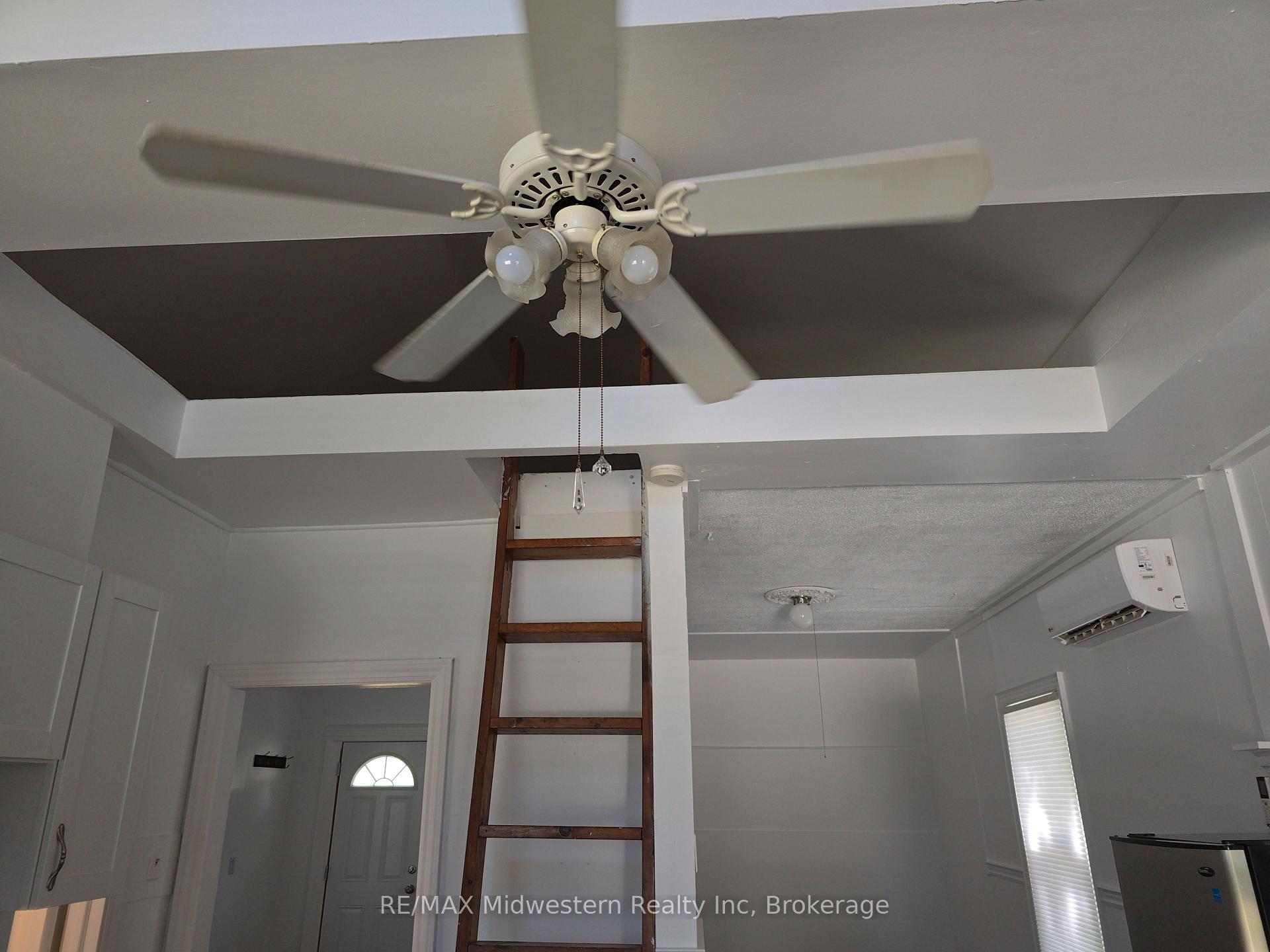 Photo 5 of 3089 Patrick Street, Howick — HOMEH