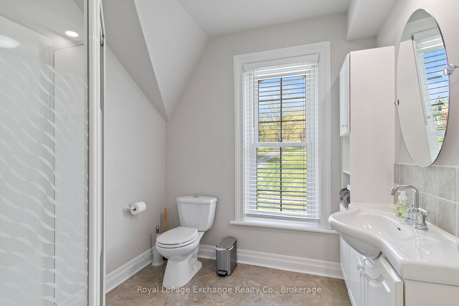 Photo 14 of 1180 Queen Street, Kincardine — HOMEH