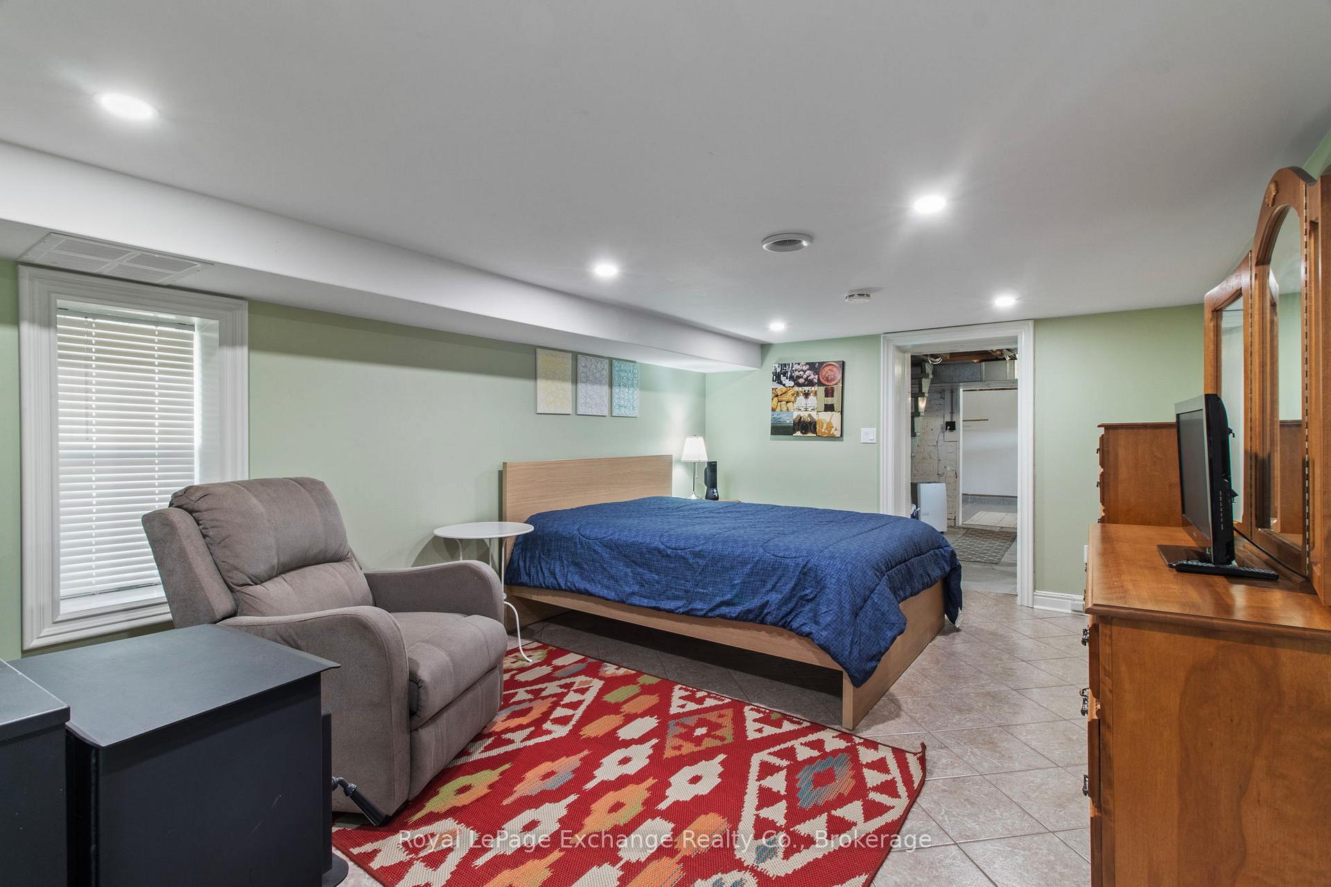 Photo 17 of 1180 Queen Street, Kincardine — HOMEH