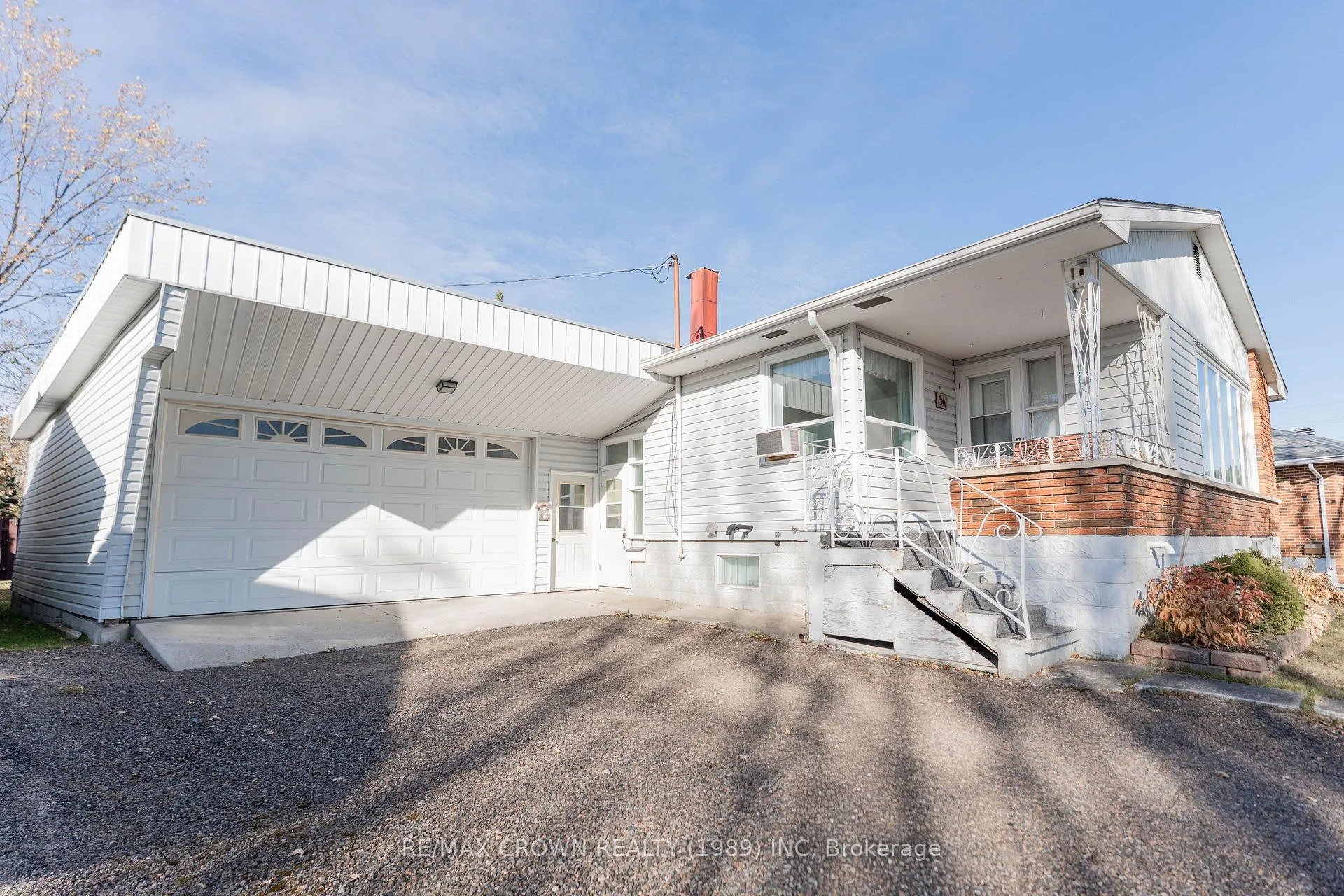 Photo 4 of 34 Maple Drive, Kapuskasing — HOMEH