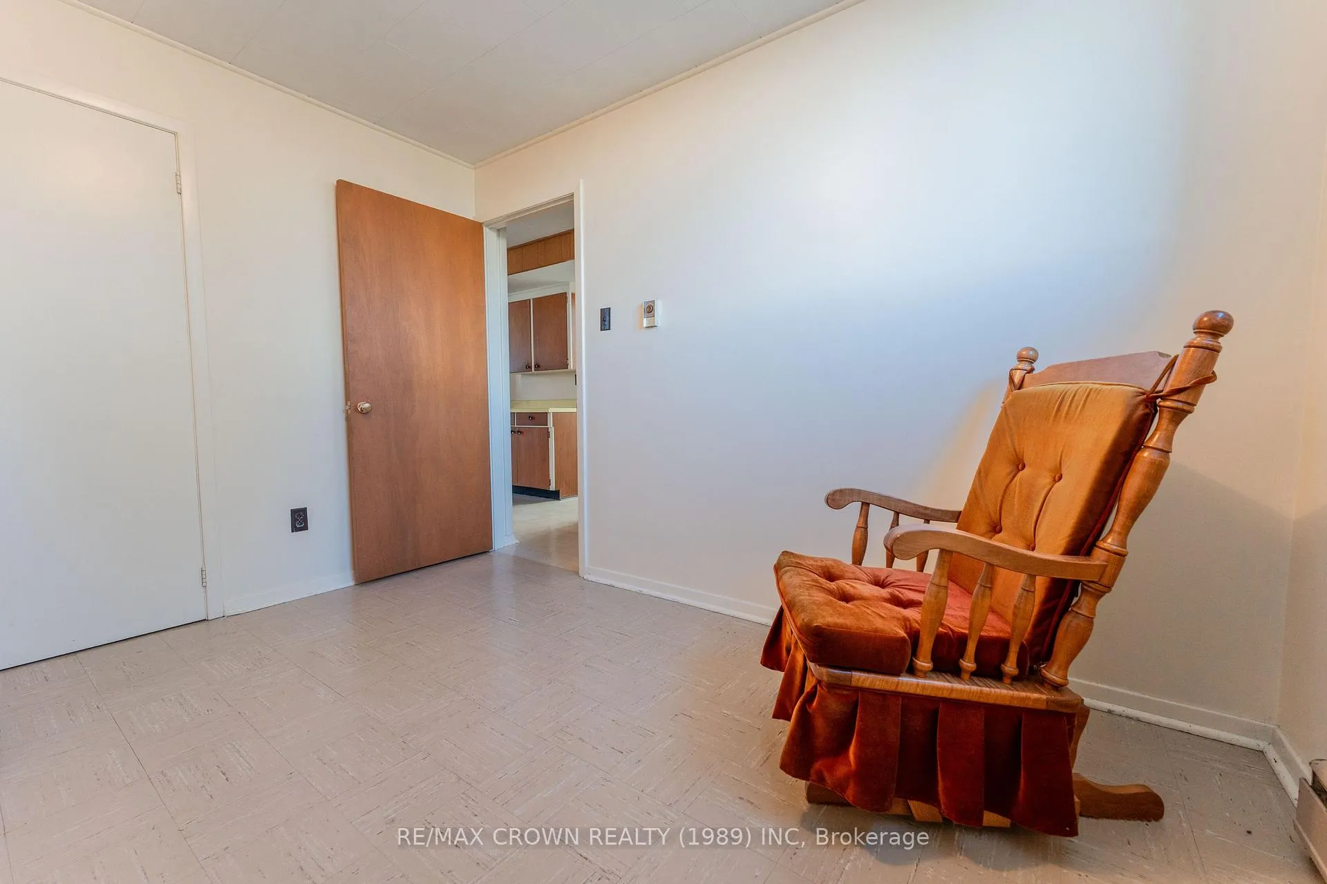 Photo 30 of 34 Maple Drive, Kapuskasing — HOMEH