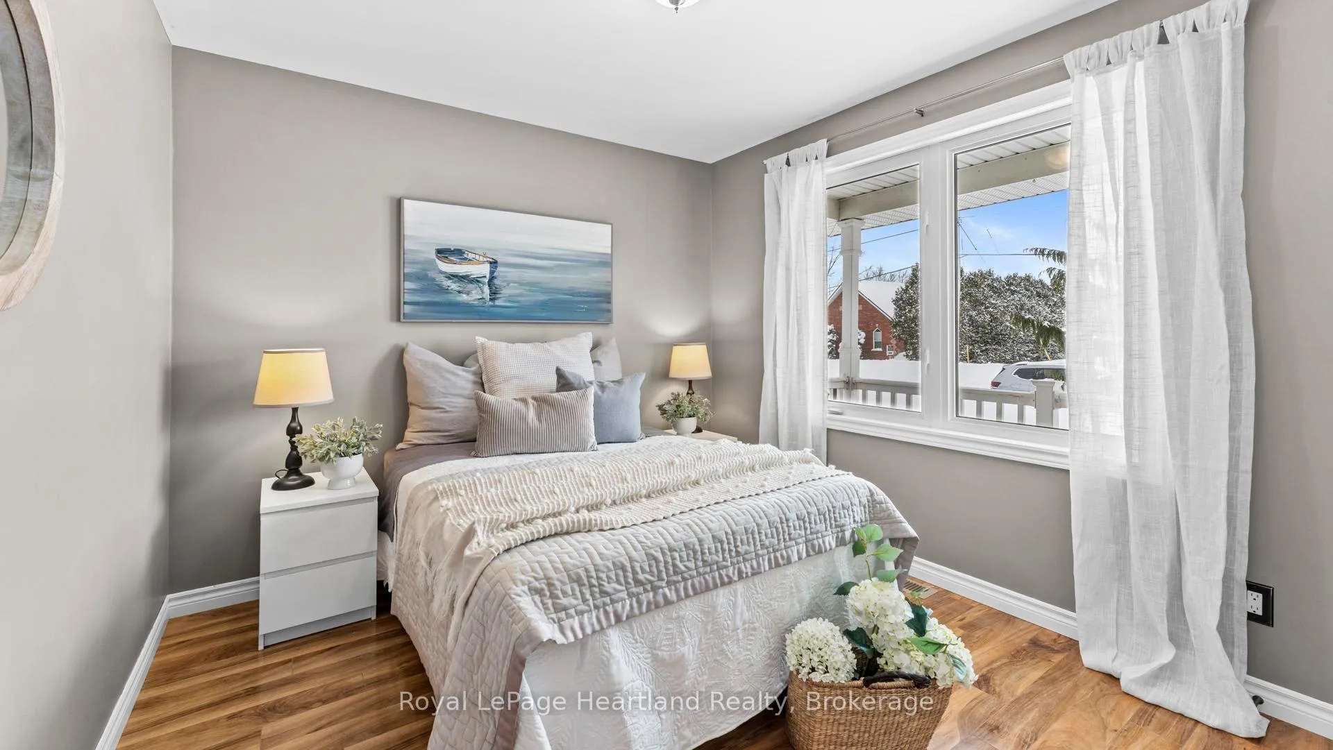 Photo 8 of 180 Toronto Boulevard, Huron East, Vanastra — HOMEH