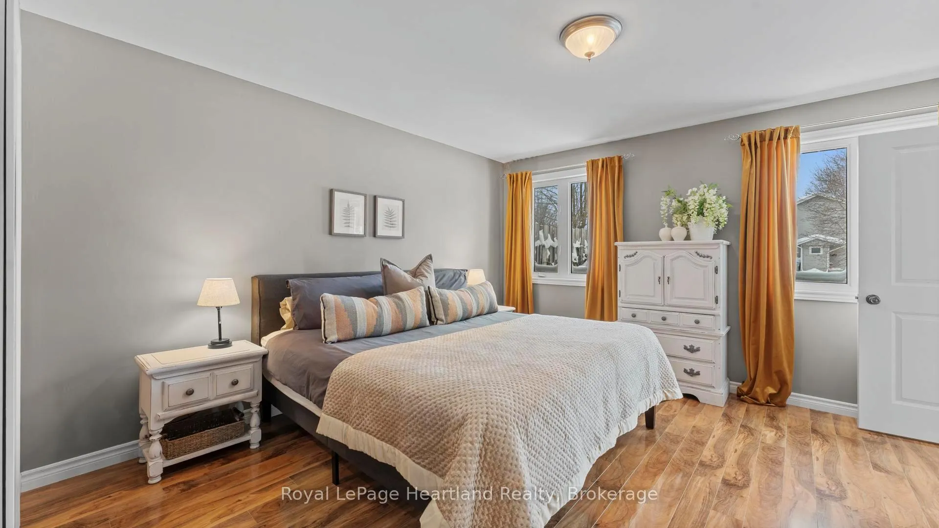 Photo 25 of 180 Toronto Boulevard, Huron East, Vanastra — HOMEH