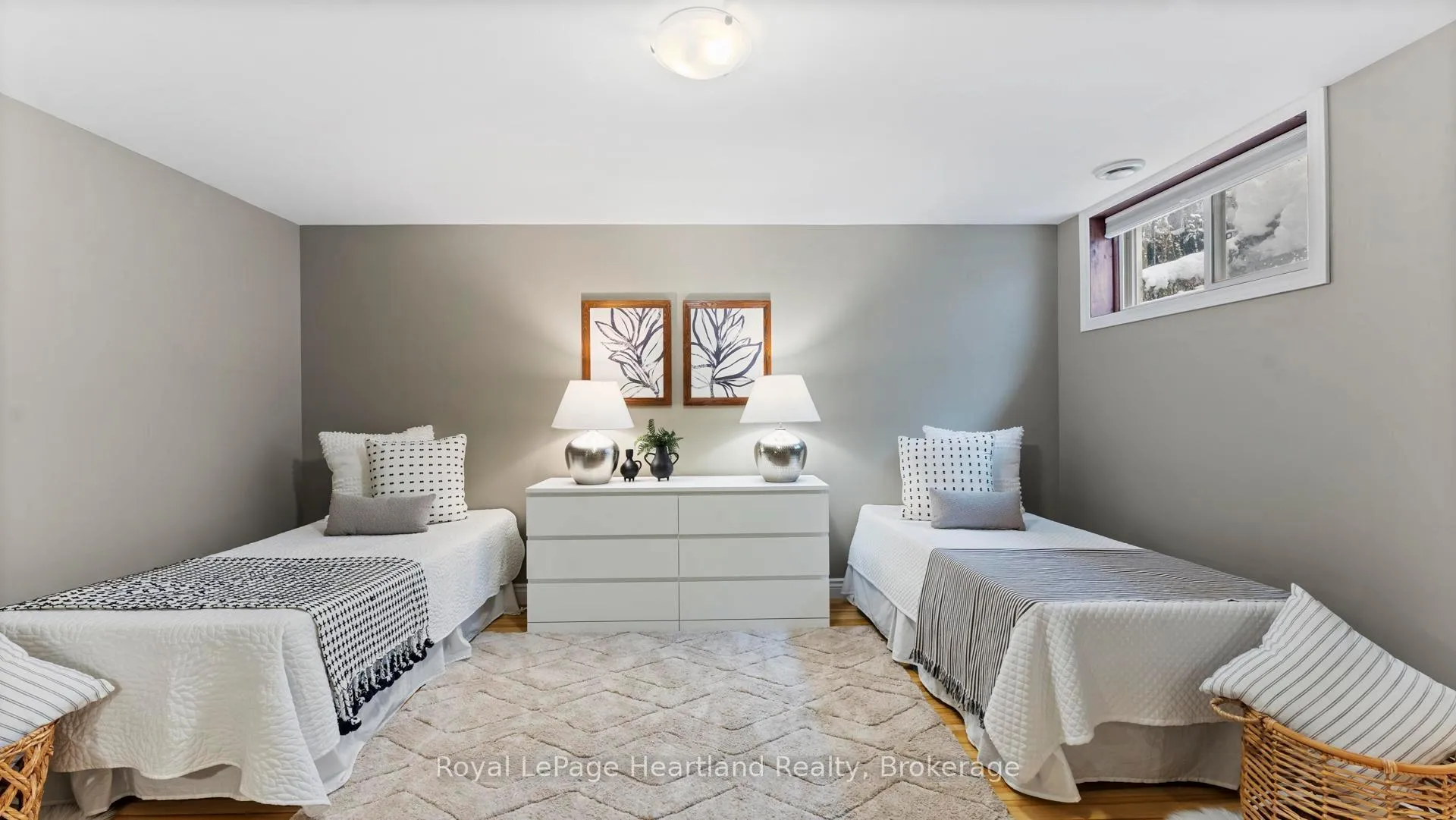 Photo 37 of 180 Toronto Boulevard, Huron East, Vanastra — HOMEH