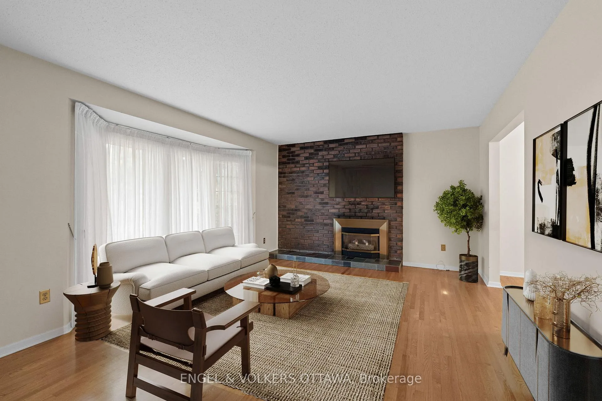 Photo 6 of 3348 Kodiak Street, Ottawa, South Keys — HOMEH