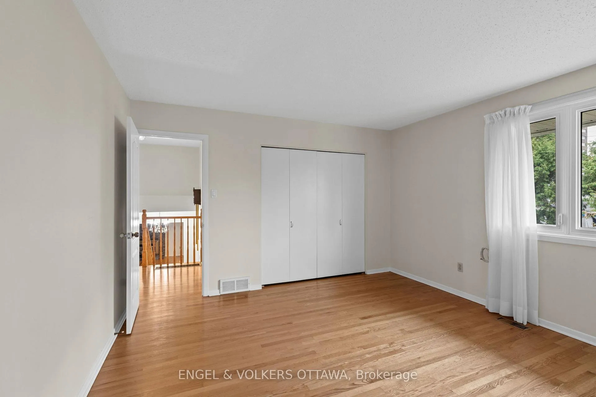 Photo 23 of 3348 Kodiak Street, Ottawa, South Keys — HOMEH
