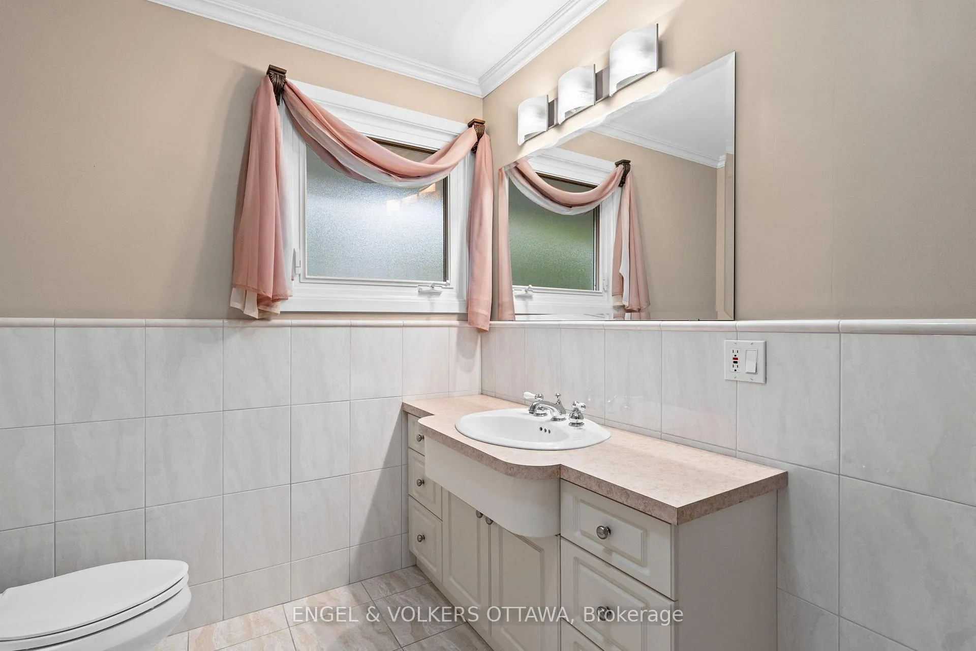 Photo 33 of 3348 Kodiak Street, Ottawa, South Keys — HOMEH