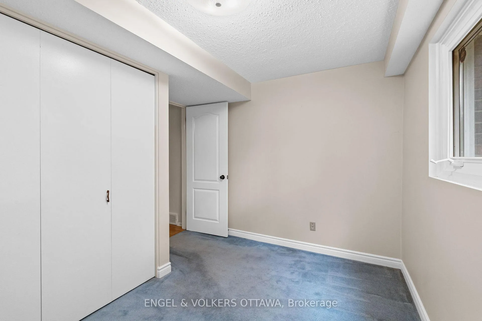 Photo 40 of 3348 Kodiak Street, Ottawa, South Keys — HOMEH
