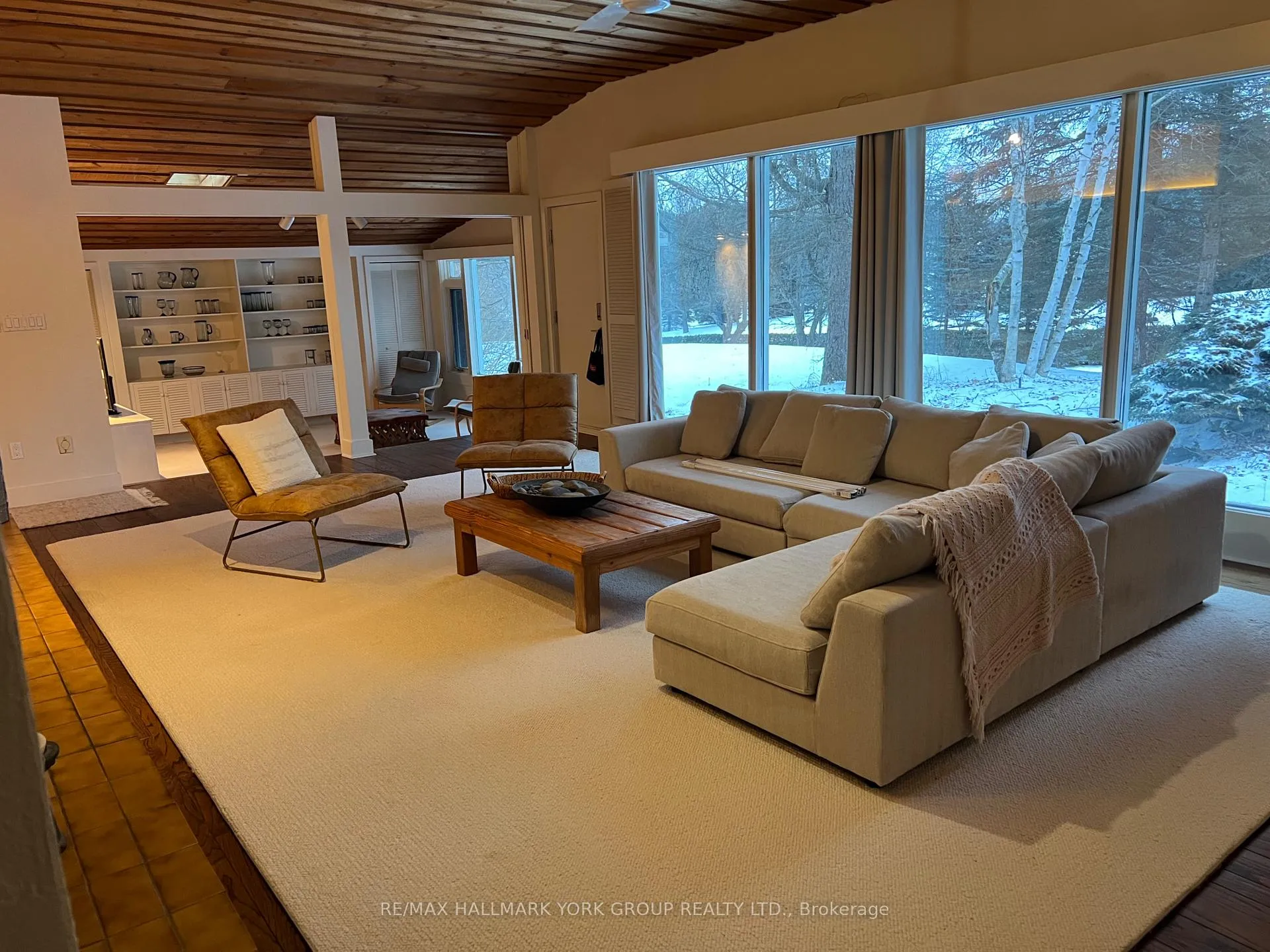 Photo 5 of 128 Brule Trail, King, Pottageville — HOMEH