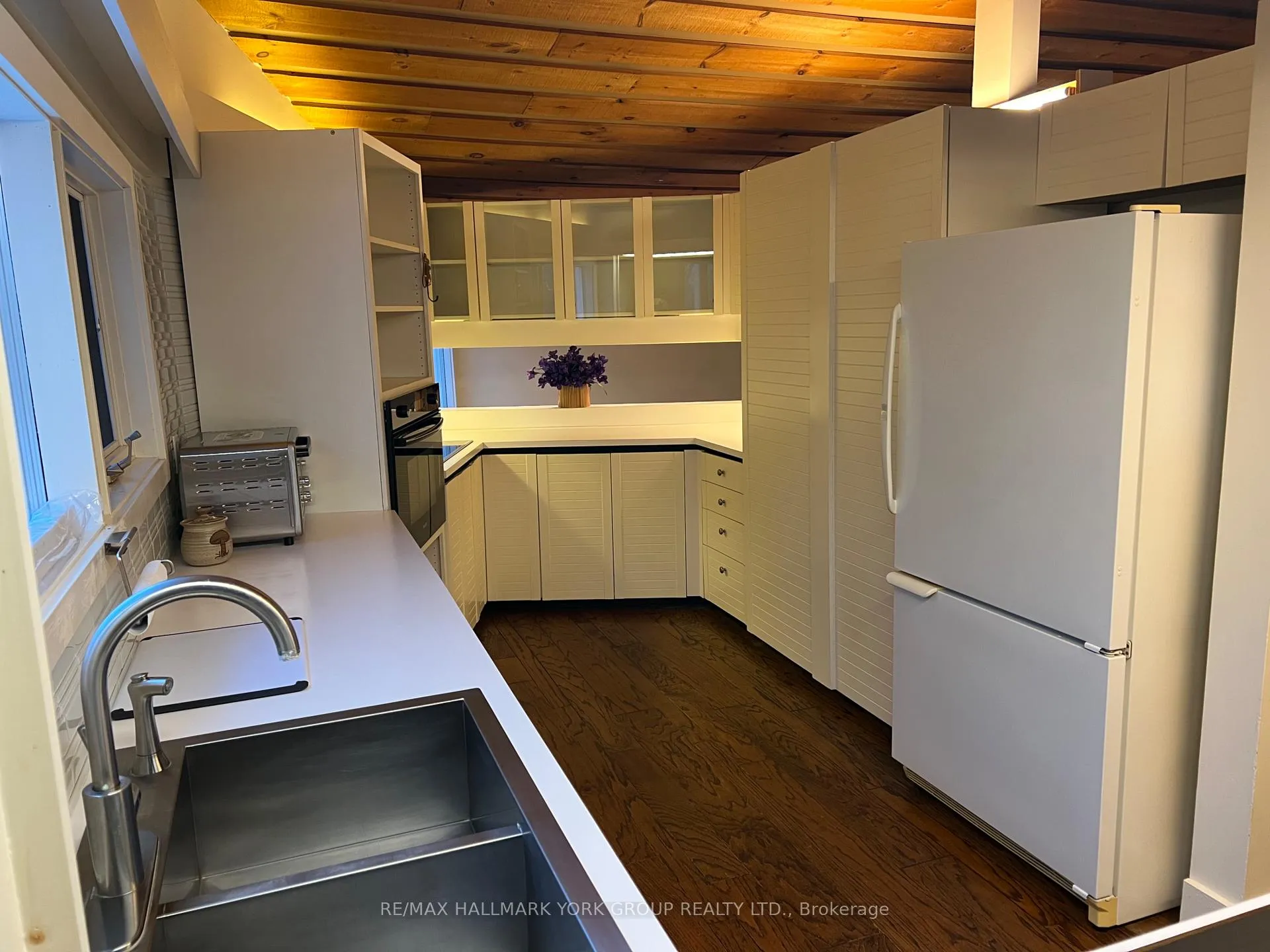 Photo 6 of 128 Brule Trail, King, Pottageville — HOMEH