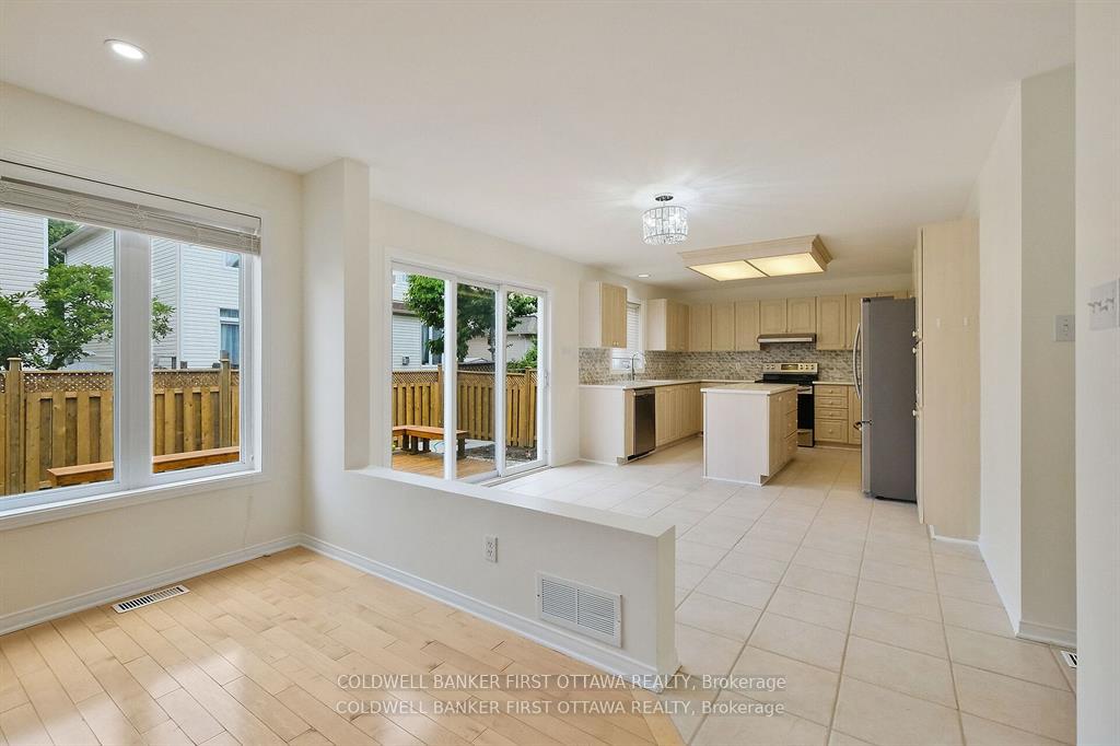Photo 13 of 107 Columbia Avenue, Ottawa, Hunt Club — HOMEH