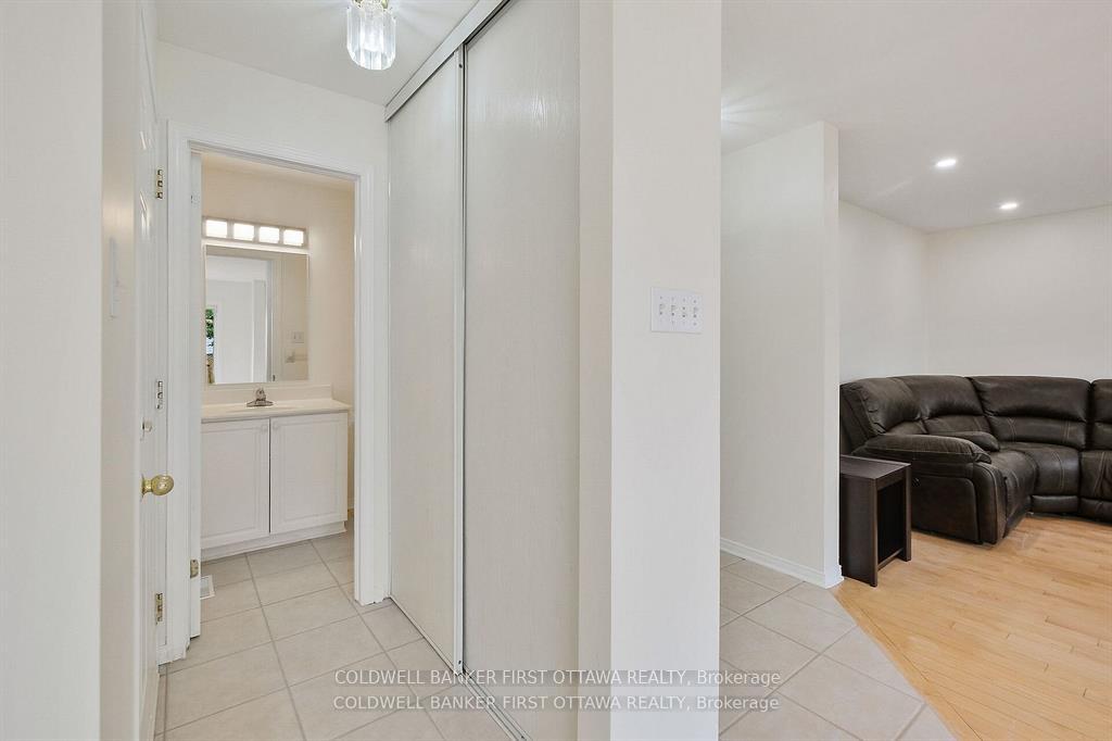 Photo 18 of 107 Columbia Avenue, Ottawa, Hunt Club — HOMEH