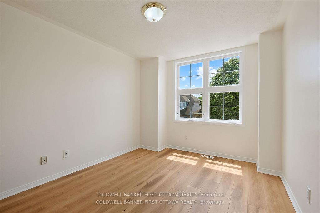 Photo 28 of 107 Columbia Avenue, Ottawa, Hunt Club — HOMEH