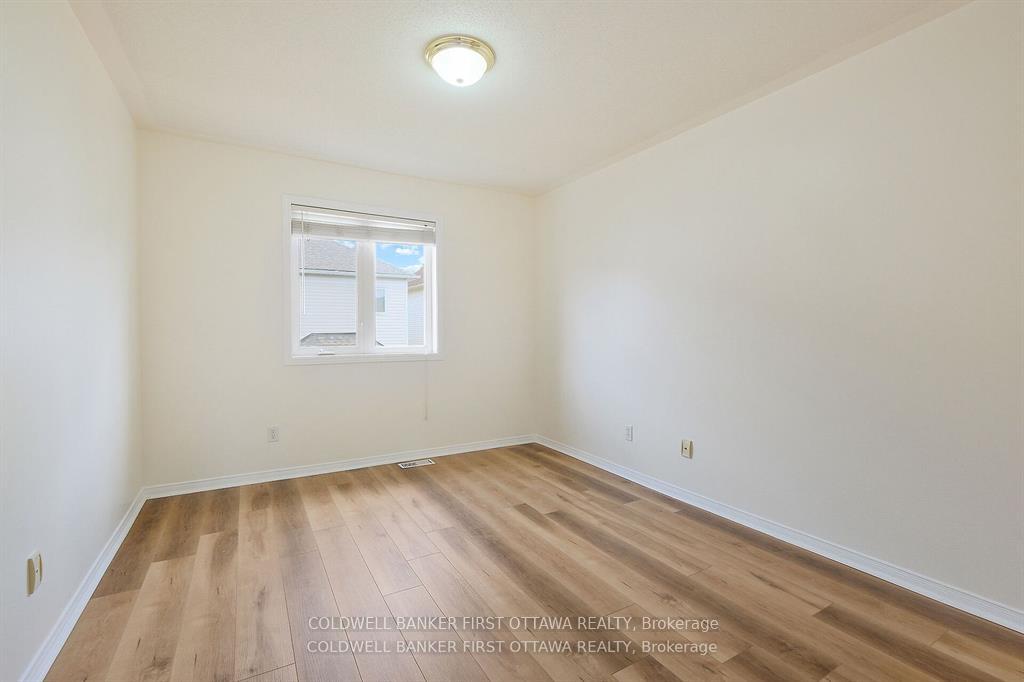 Photo 35 of 107 Columbia Avenue, Ottawa, Hunt Club — HOMEH