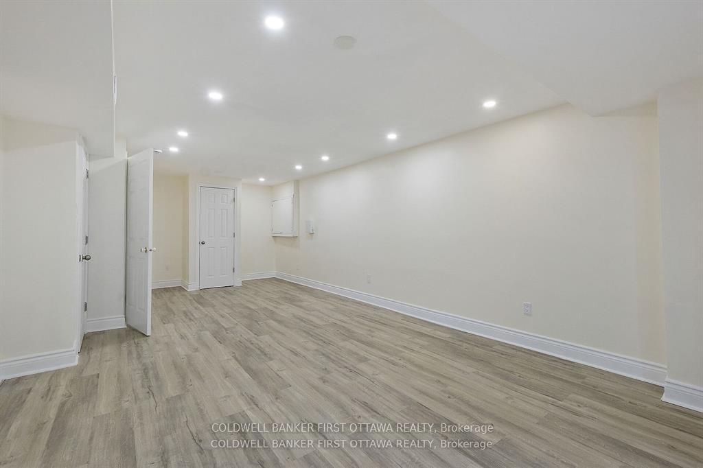 Photo 40 of 107 Columbia Avenue, Ottawa, Hunt Club — HOMEH