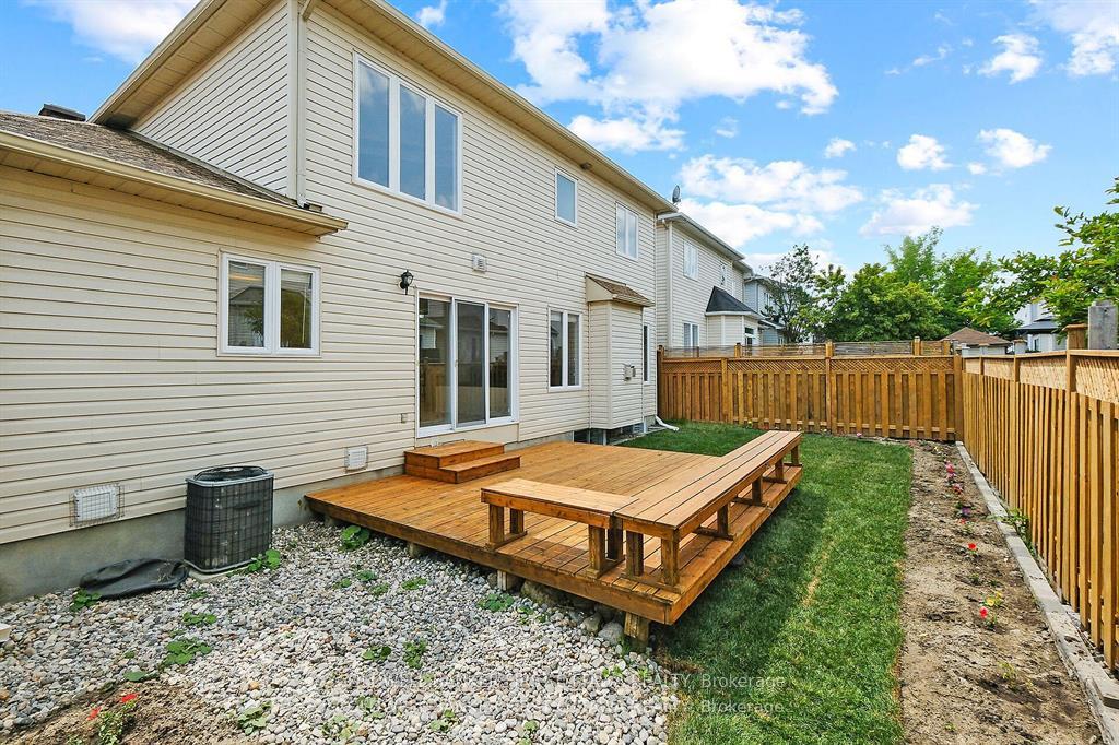 Photo 48 of 107 Columbia Avenue, Ottawa, Hunt Club — HOMEH