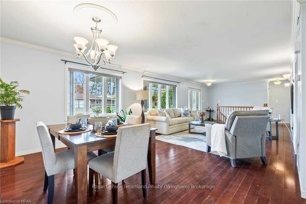 Photo 12 of 3012 Brookhaven Drive, Howick — HOMEH