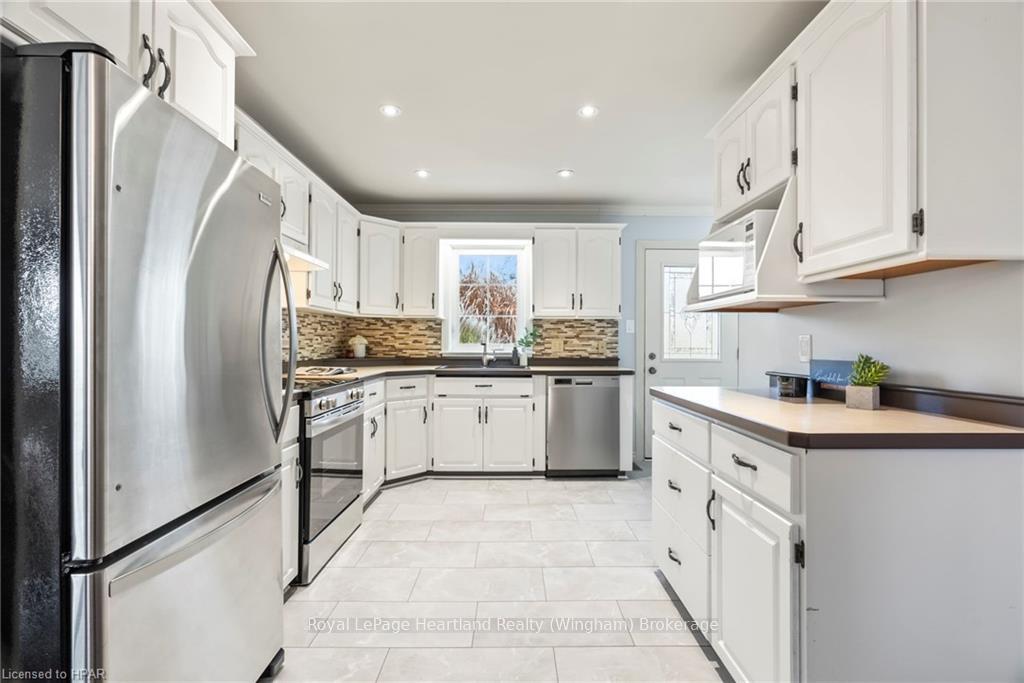 Photo 14 of 3012 Brookhaven Drive, Howick — HOMEH