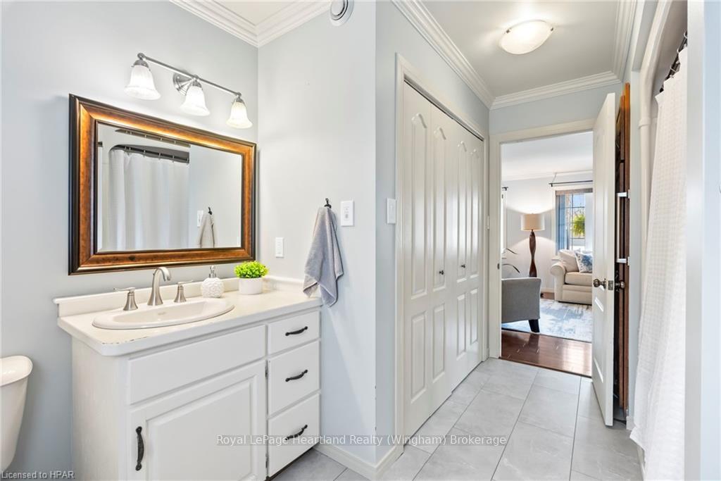 Photo 19 of 3012 Brookhaven Drive, Howick — HOMEH
