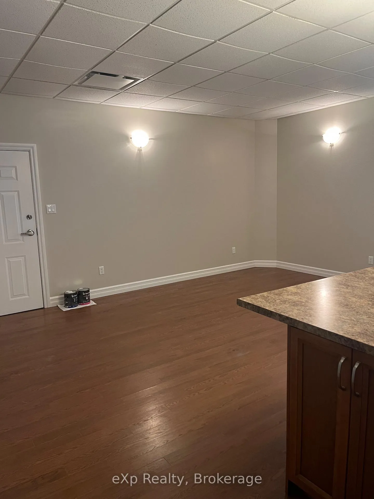 Photo 4 of Unit 2, 807 Queen Street, Kincardine — HOMEH
