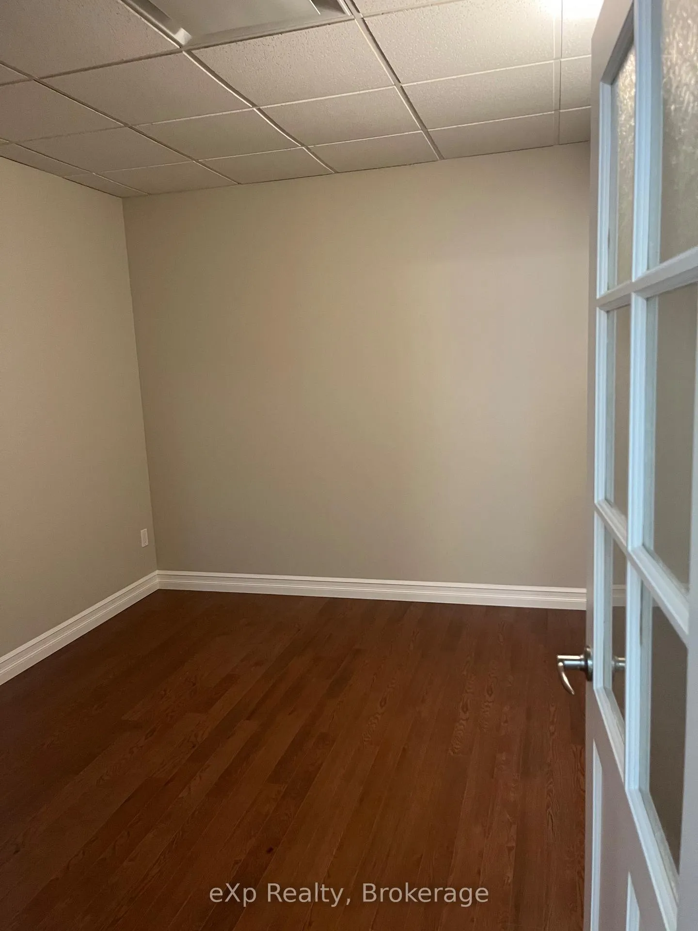 Photo 9 of Unit 2, 807 Queen Street, Kincardine — HOMEH
