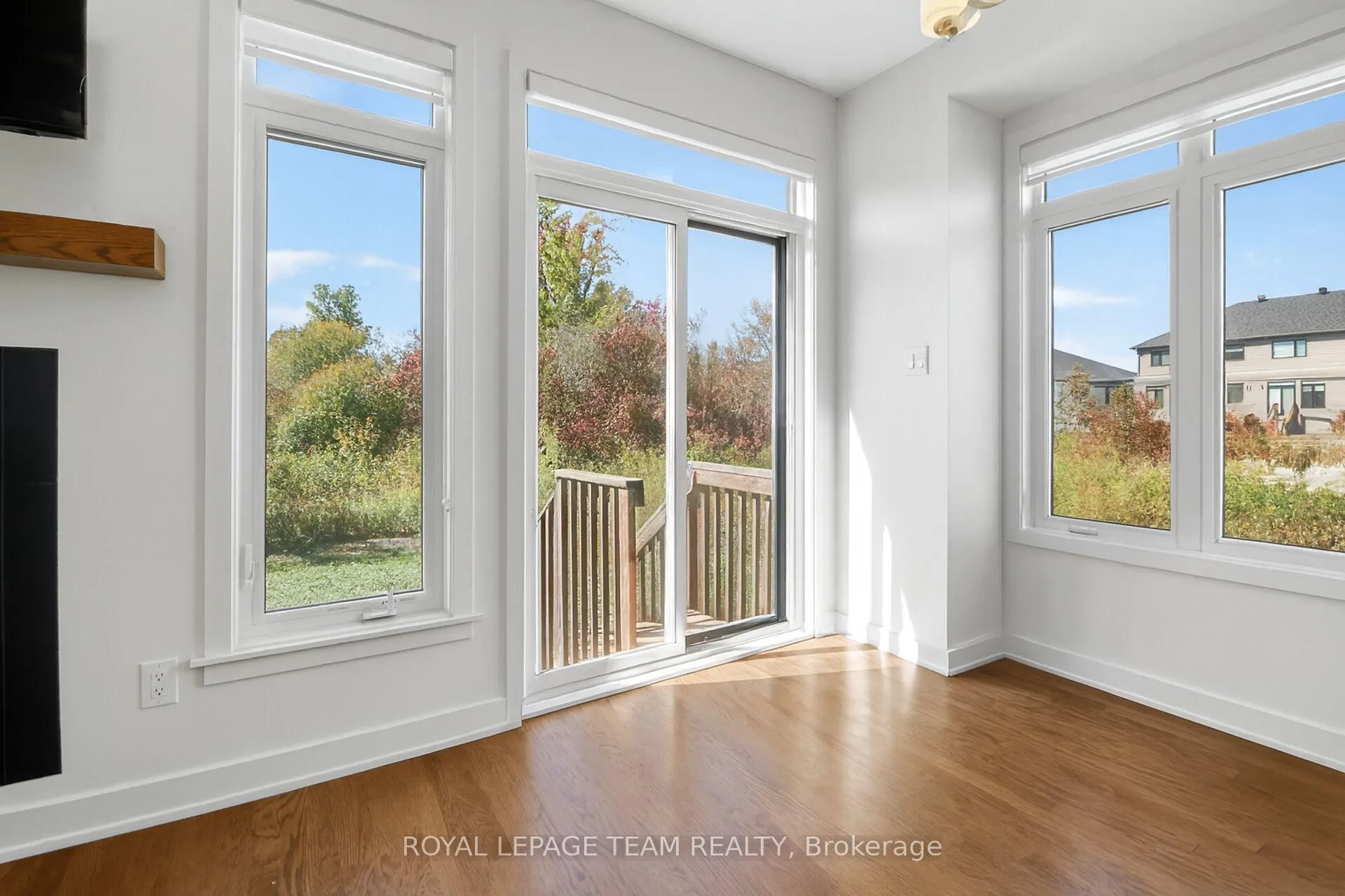Photo 16 of 337 Ibanez Walk, Ottawa, Leitrim — HOMEH