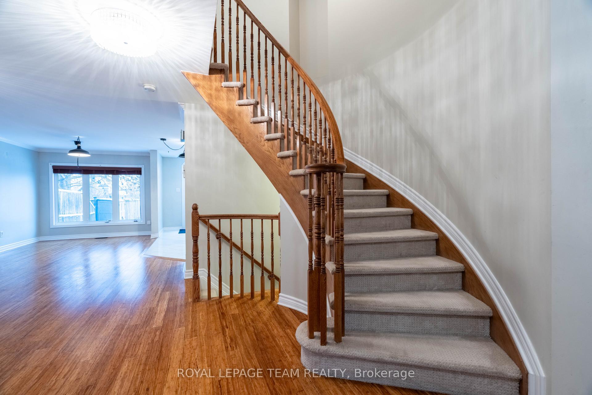 Photo 12 of 293 Forestbrook Street, Ottawa, Kanata - Morgan's Grant/South March — HOMEH