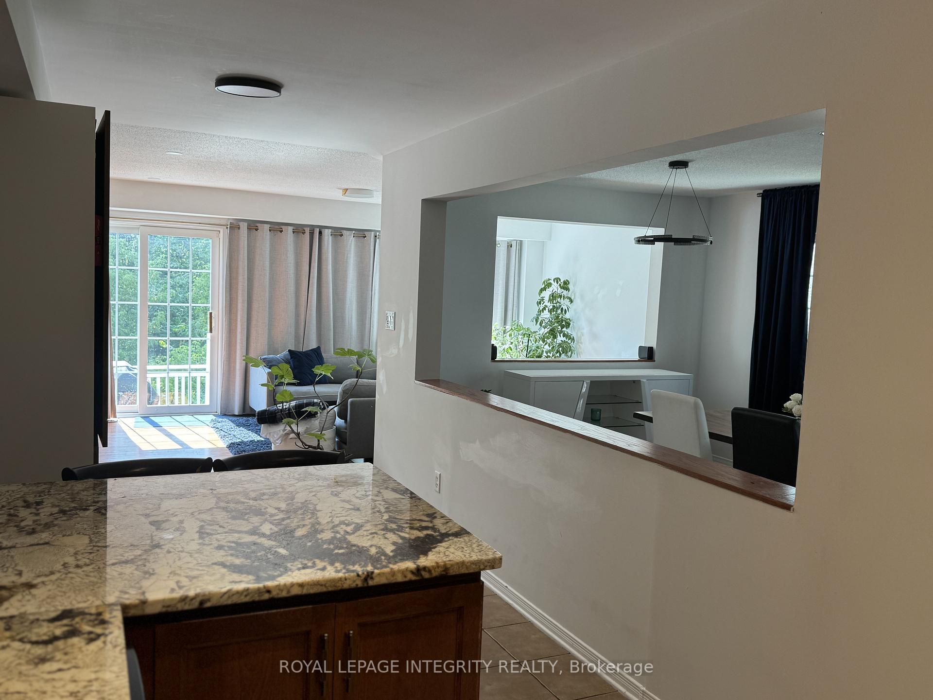 Photo 7 of 374 Wisteria Crescent, Ottawa, Hunt Club — HOMEH
