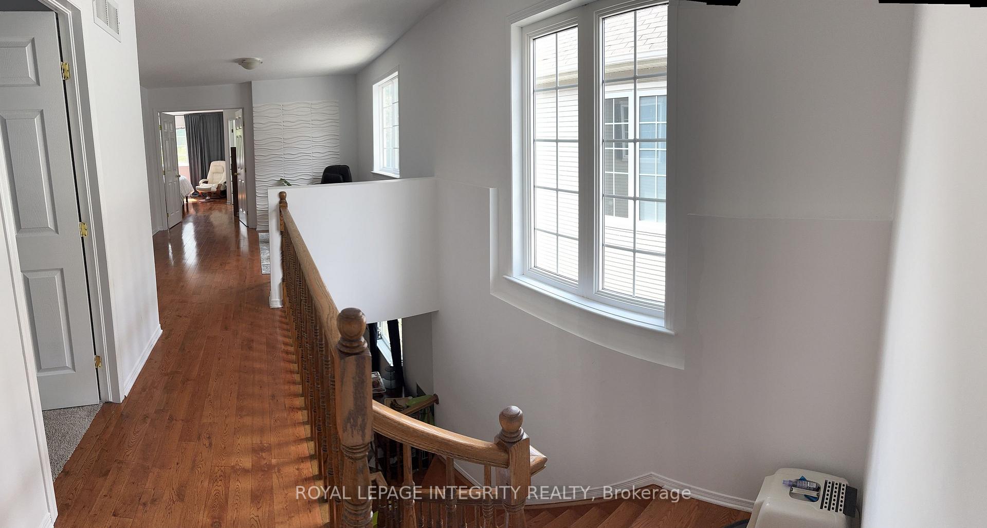 Photo 16 of 374 Wisteria Crescent, Ottawa, Hunt Club — HOMEH