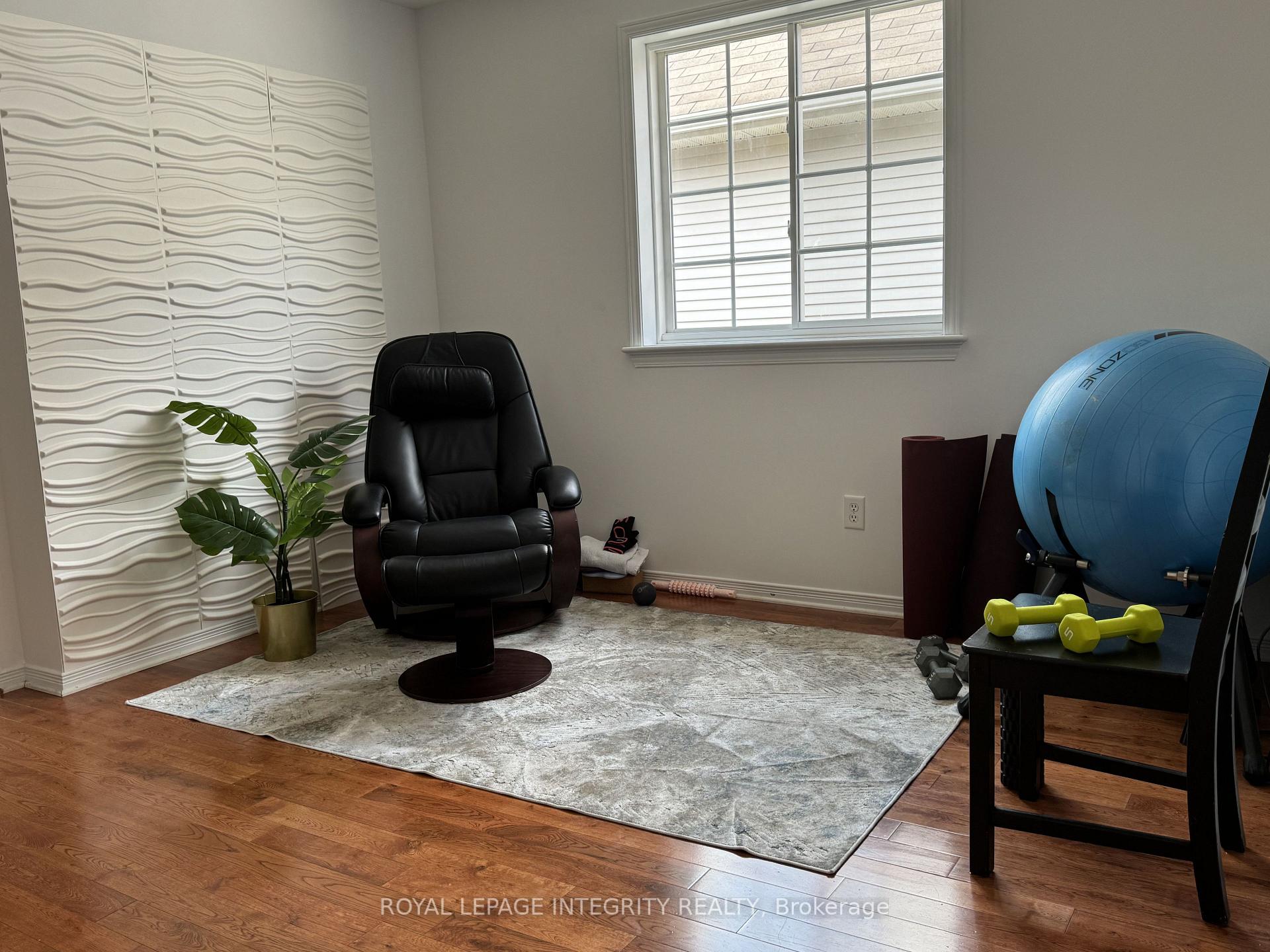 Photo 18 of 374 Wisteria Crescent, Ottawa, Hunt Club — HOMEH