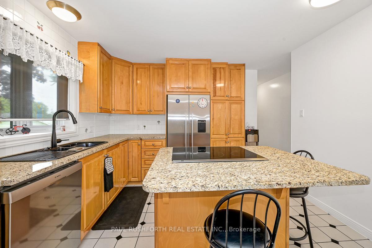Photo 12 of 89 Hawk Crescent, Ottawa, Hunt Club/Western Community — HOMEH