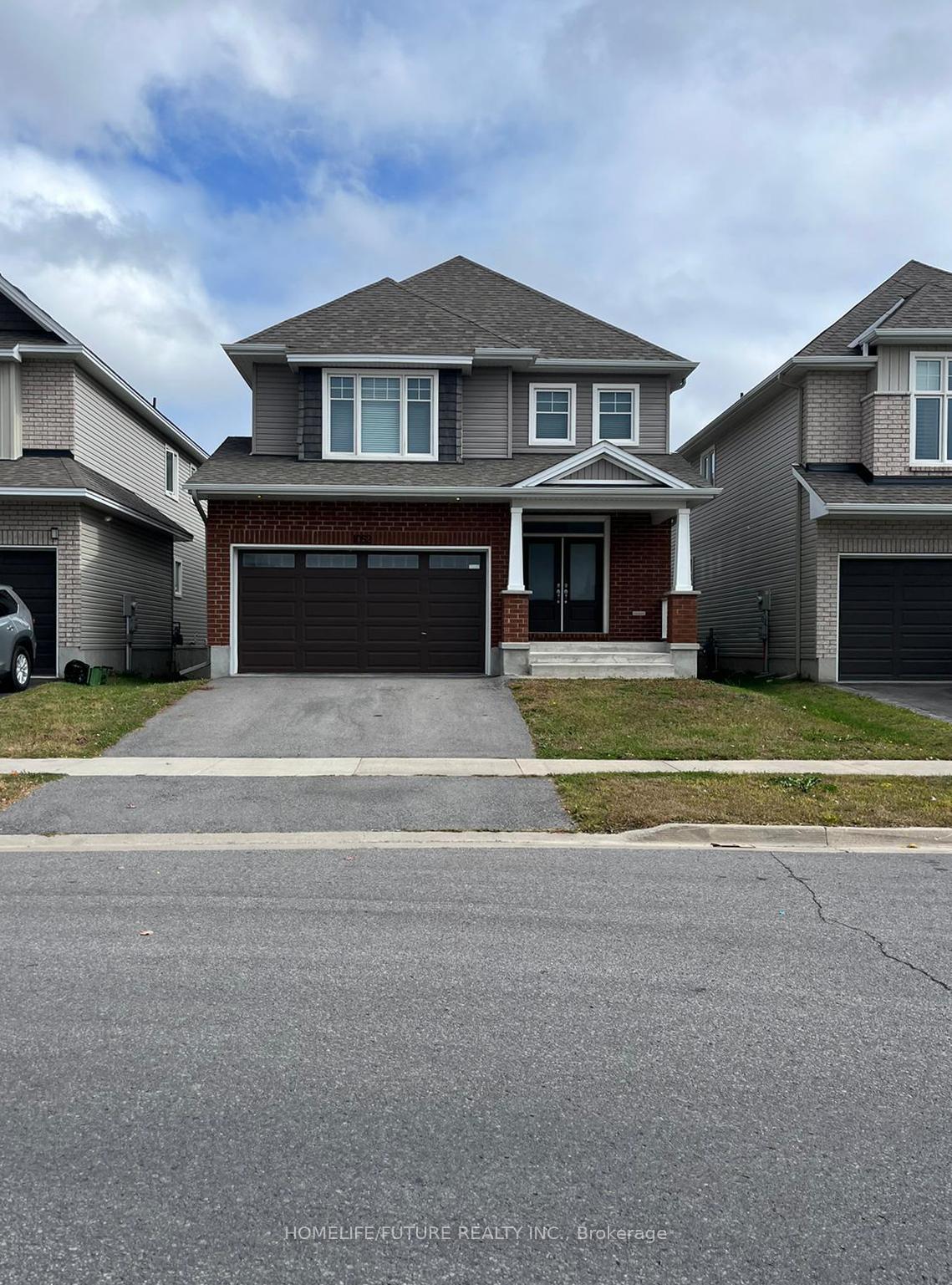 Photo 1 of 1052 Woodhaven Drive, Kingston, City Northwest — HOMEH