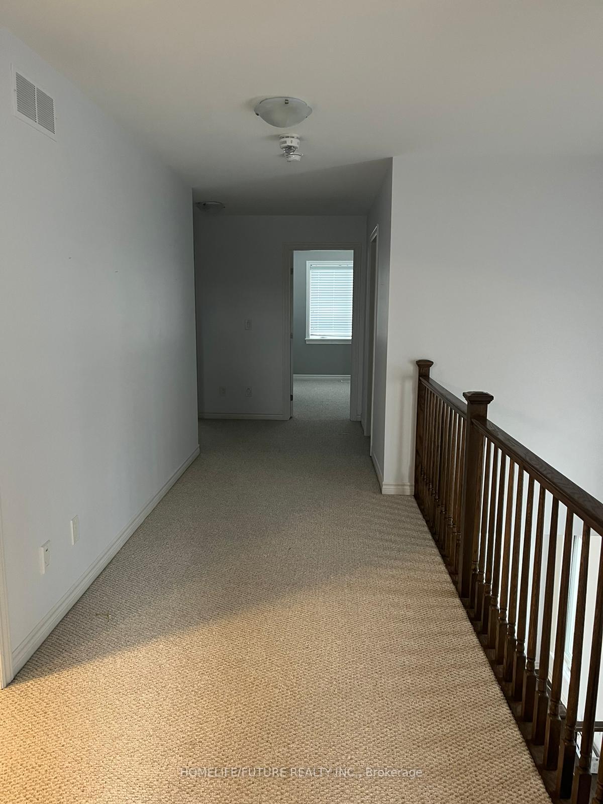Photo 10 of 1052 Woodhaven Drive, Kingston, City Northwest — HOMEH