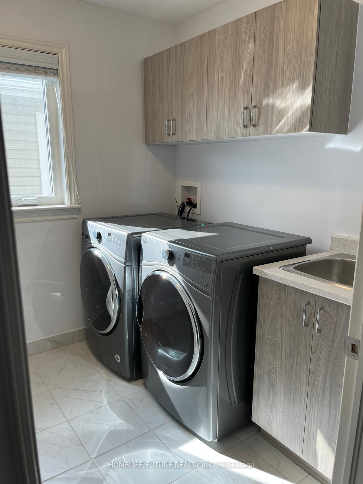 Photo 17 of 1052 Woodhaven Drive, Kingston, City Northwest — HOMEH