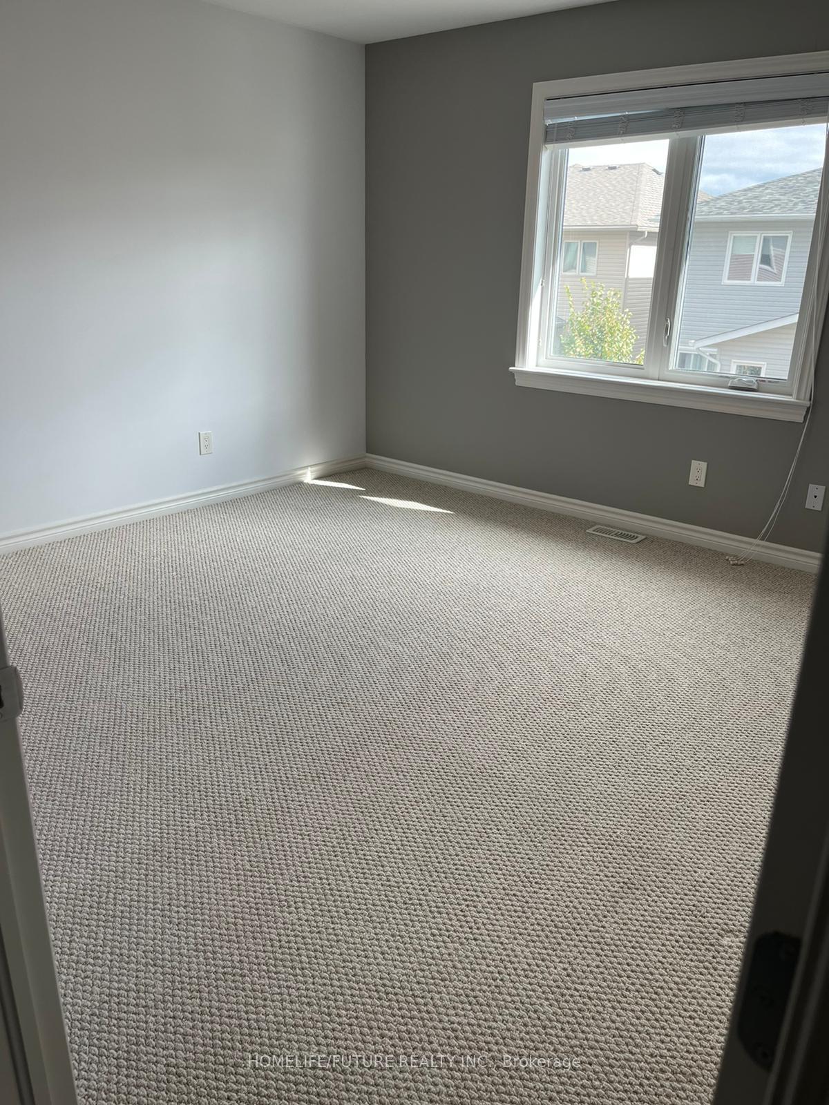 Photo 20 of 1052 Woodhaven Drive, Kingston, City Northwest — HOMEH