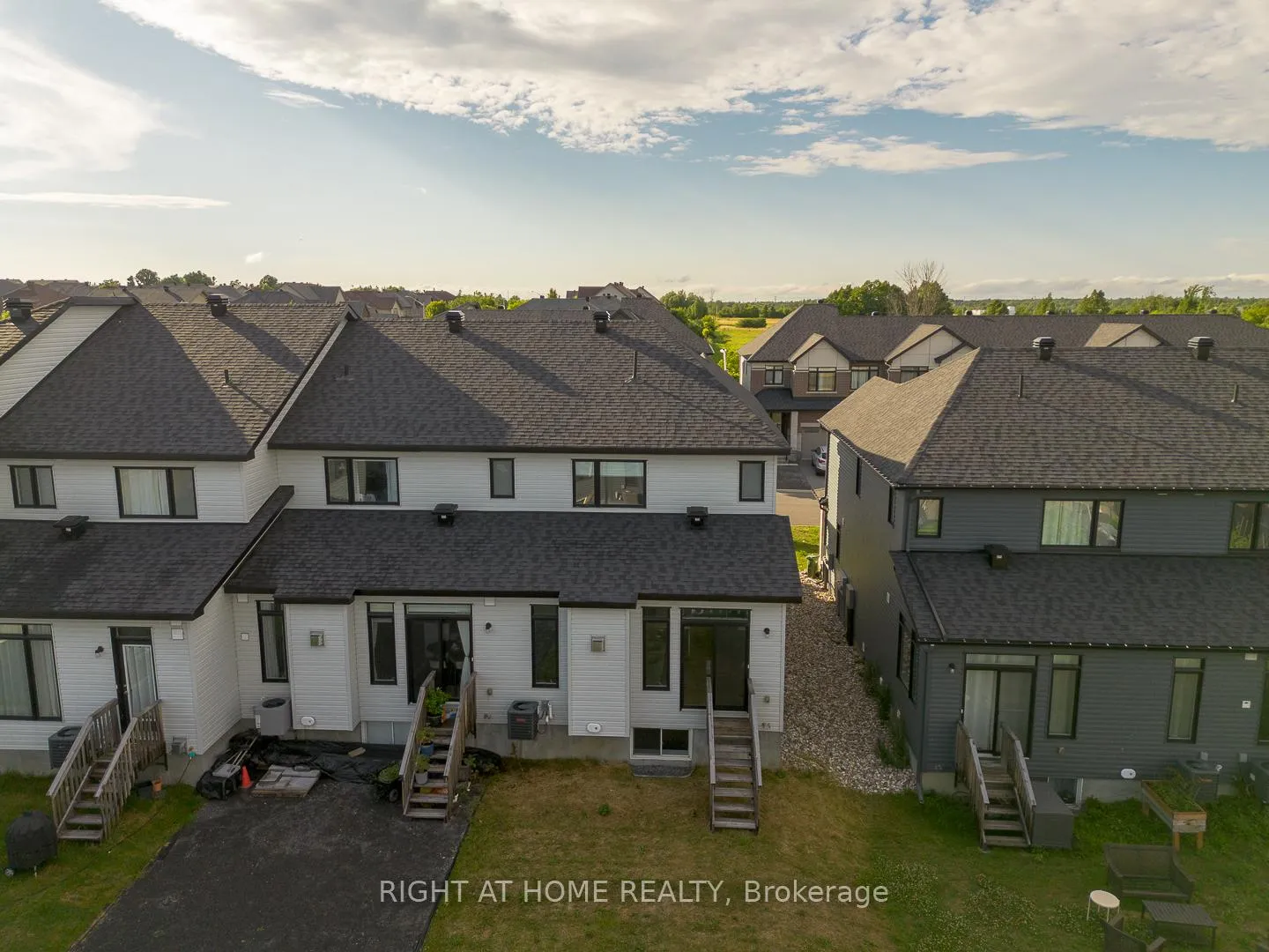 Photo 30 of 16 Nettle Crescent, Ottawa, Leitrim — HOMEH