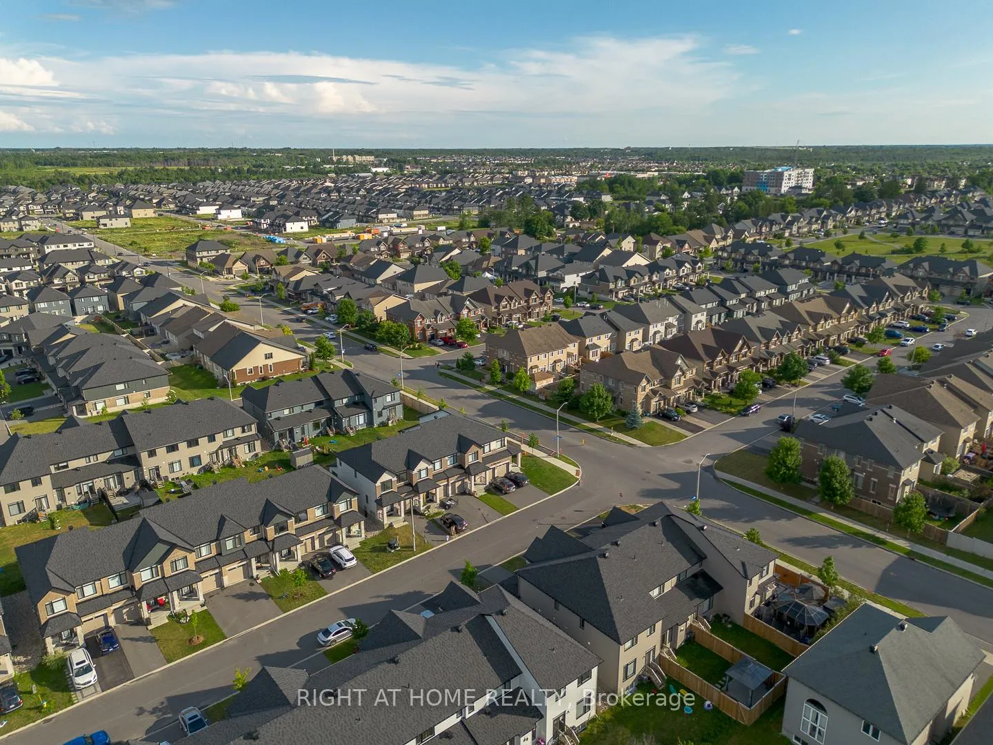 Photo 31 of 16 Nettle Crescent, Ottawa, Leitrim — HOMEH