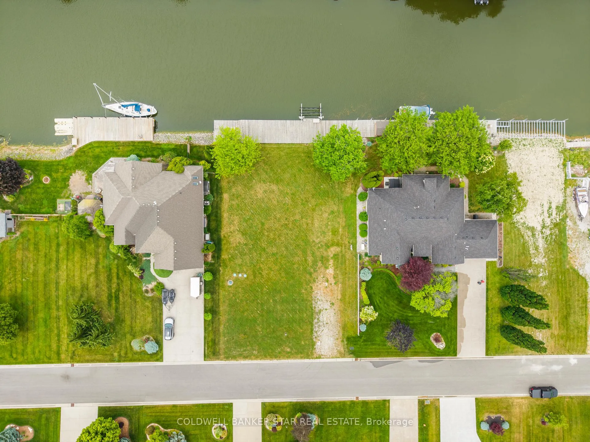Photo 2 of 19120 Crest River Avenue, Lakeshore — HOMEH