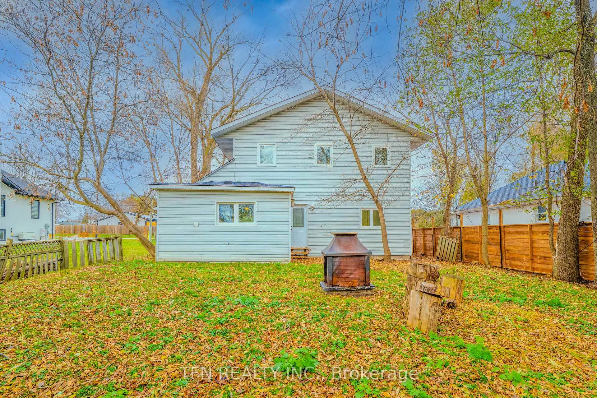 Photo 32 of 986 Robinson Street, Innisfil, Rural Innisfil — HOMEH