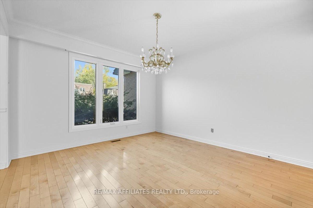 Photo 5 of 1010 Plante Drive, Ottawa, Hunt Club/Western Community — HOMEH
