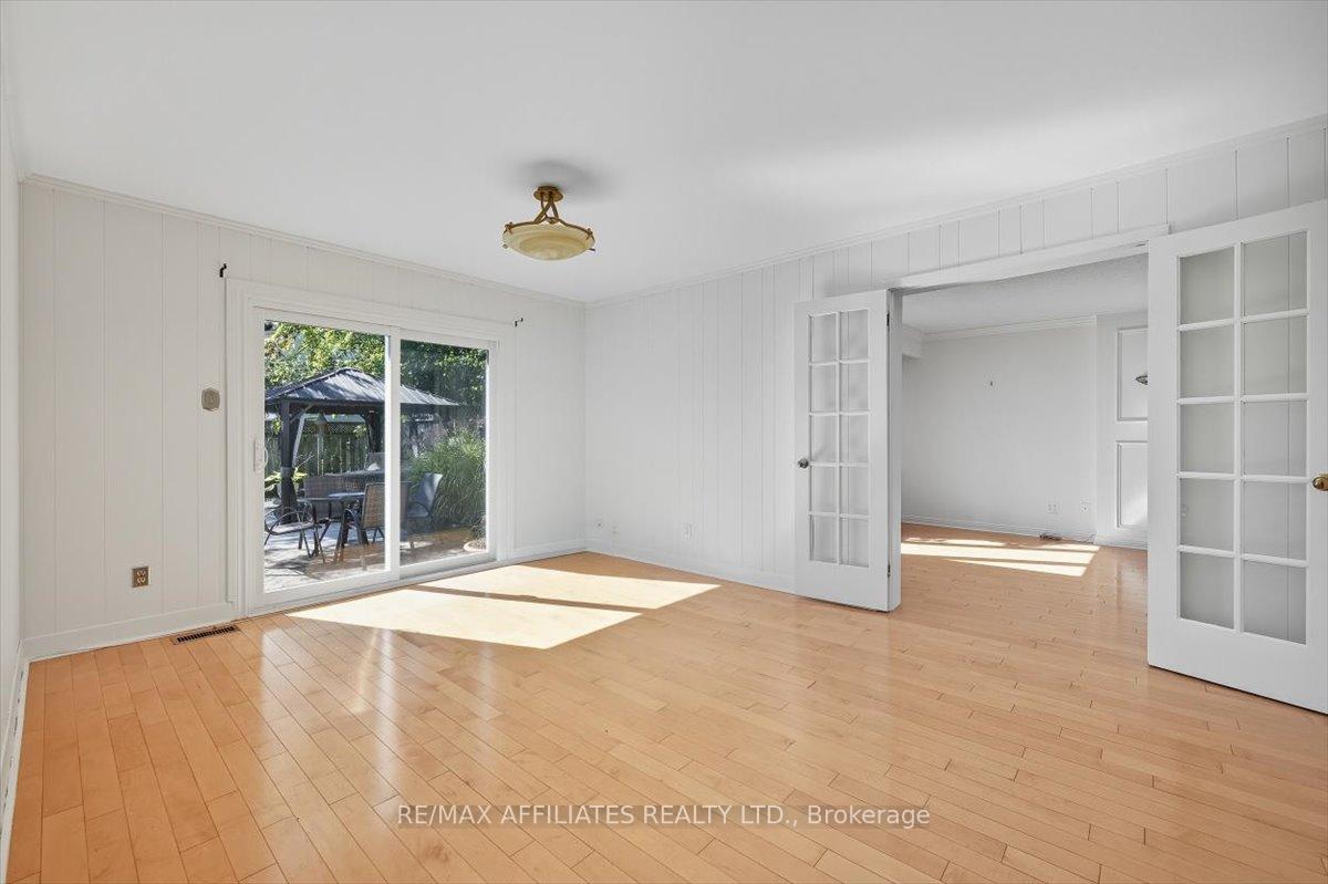 Photo 10 of 1010 Plante Drive, Ottawa, Hunt Club/Western Community — HOMEH