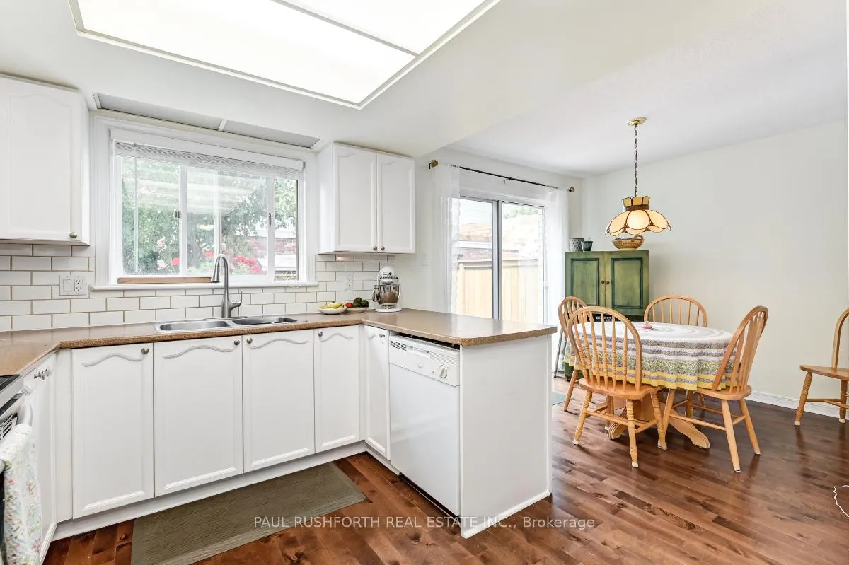 Photo 11 of 83 Winnegreen Court, Ottawa, Hunt Club Park — HOMEH