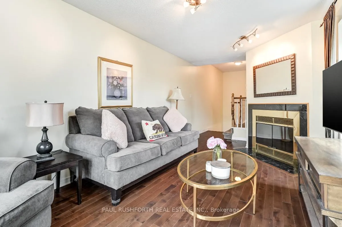 Photo 17 of 83 Winnegreen Court, Ottawa, Hunt Club Park — HOMEH